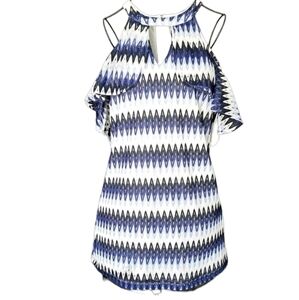 🌲🌲🌲flash sale✨ Candies cold shoulder dress size XS